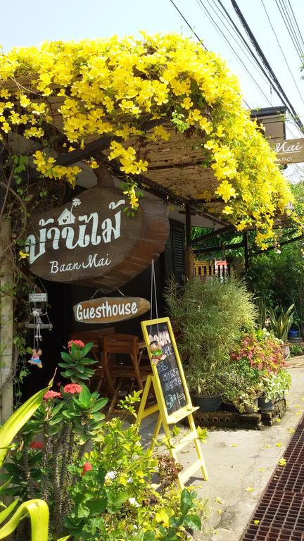 Baan Mai Guesthouse メーホンソン エクステリア 写真